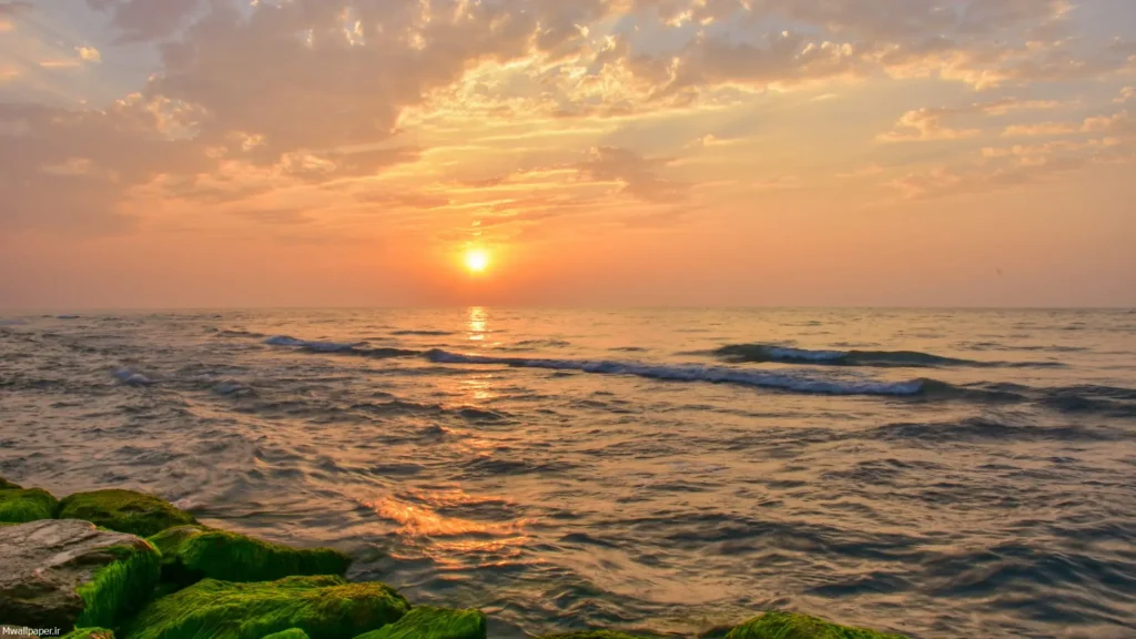 caspian-sea-mahmoud-abad